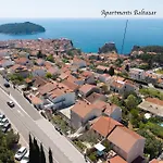 Baltazar With Sea View&jacuzzi Dubrovnik
