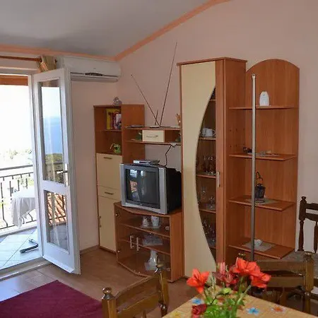 Baltazar With Sea View&jacuzzi Appartement