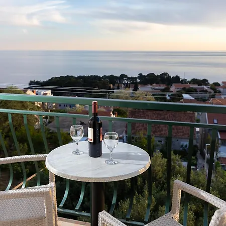 Baltazar With Sea View&jacuzzi Appartement