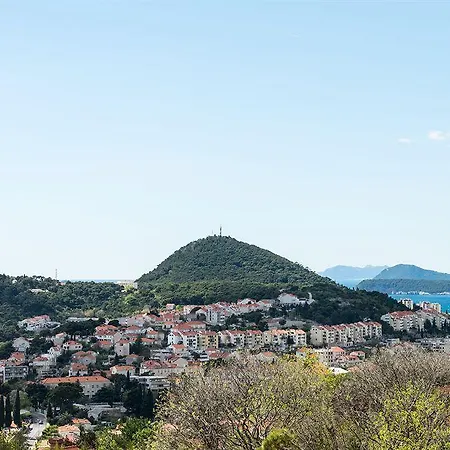 Baltazar With Sea View&jacuzzi Apartman *