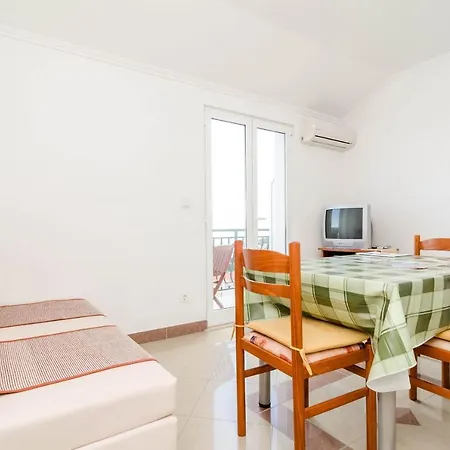 Apartman Baltazar With Sea View&jacuzzi