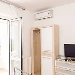 Baltazar With Sea View&jacuzzi * Ragusa