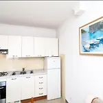 Baltazar With Sea View&jacuzzi Dubrovnik