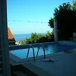 Baltazar With Sea View&jacuzzi Apartment *