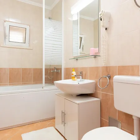 Baltazar With Sea View&jacuzzi ドゥブロブニク