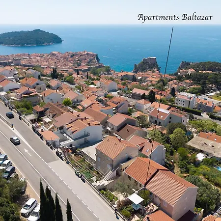 Baltazar With Sea View&jacuzzi Dubrovnik