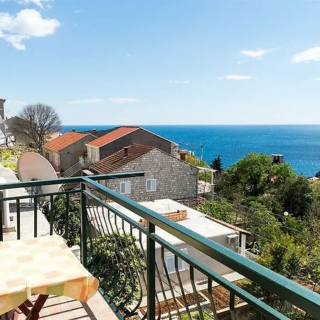 Baltazar With Sea View&jacuzzi Appartement