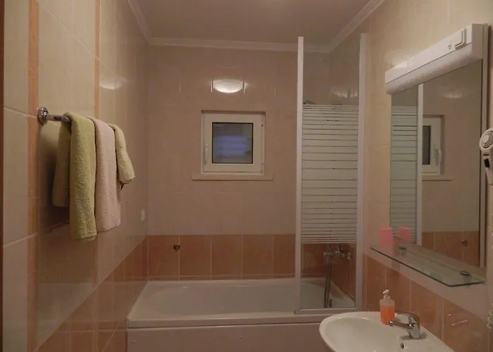 Baltazar With Sea View&jacuzzi *
