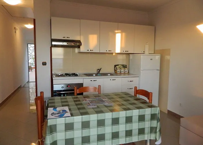 Baltazar With Sea View&jacuzzi 아파트