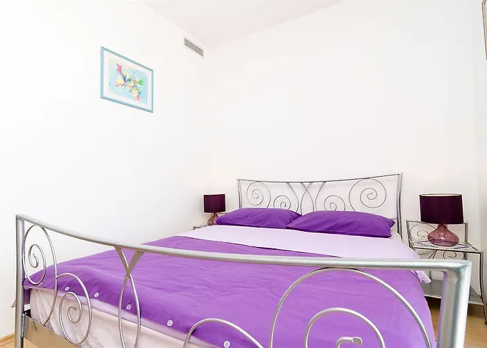 Baltazar With Sea View&jacuzzi 아파트 *