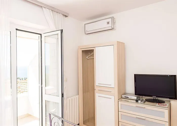 Baltazar With Sea View&jacuzzi * 두브로브니크