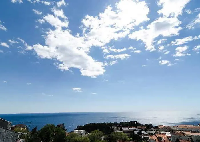Baltazar With Sea View&jacuzzi 아파트 *