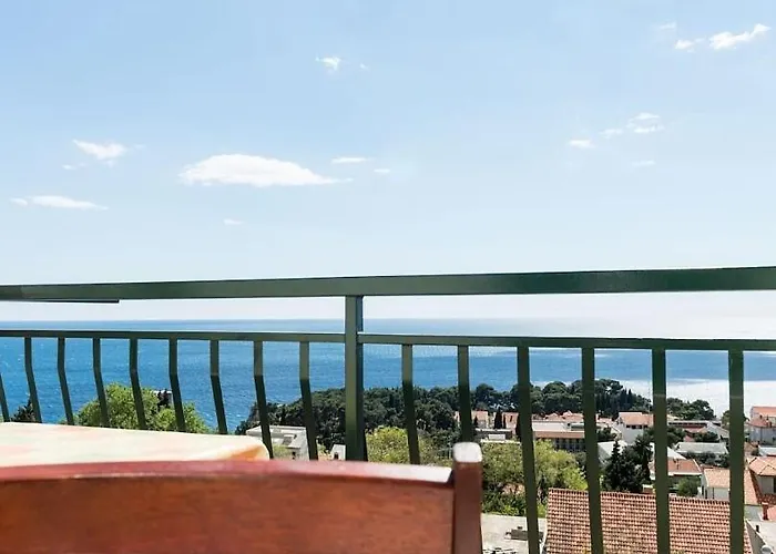 아파트 Baltazar With Sea View&jacuzzi