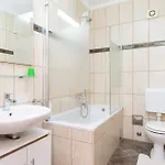 Baltazar With Sea View&jacuzzi شقة