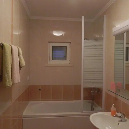 Baltazar With Sea View&jacuzzi *